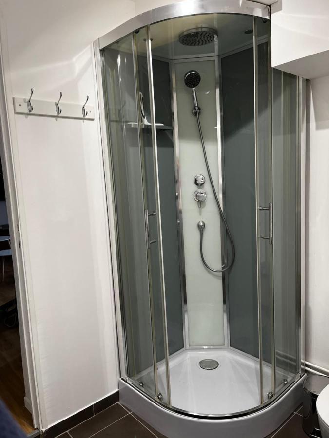 Lcy Home - Superbe Appartement De Plein Pied Mantes-la-Ville Bagian luar foto